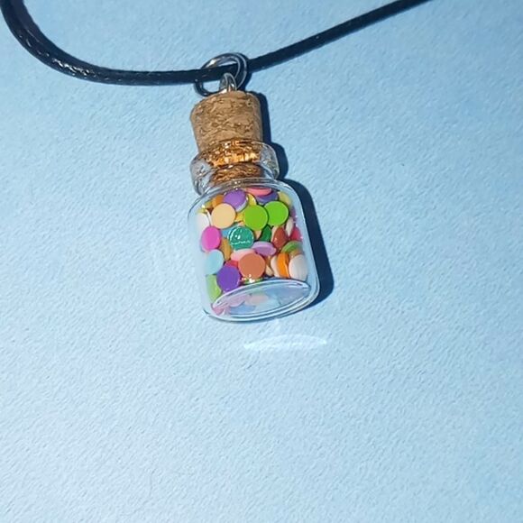 Handmade necklace - Picture 1 of 3